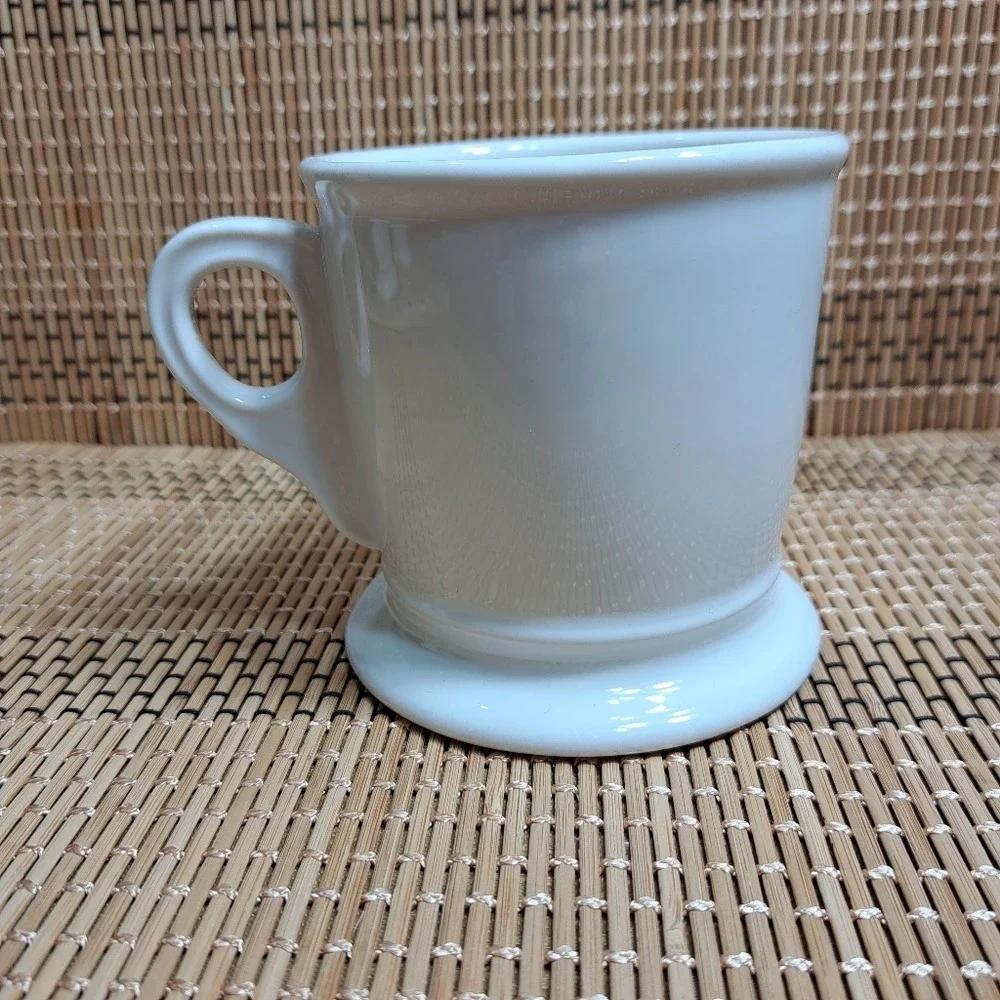 Anthropologie Coffee Mug Monogram White/Black Letter L With Small Roud Handle‎